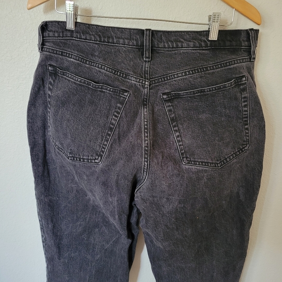 ABERCROMBIE AND FITCH Ultra High Rise 90s Straight Jean Curve Love Short - Picture 9 of 9